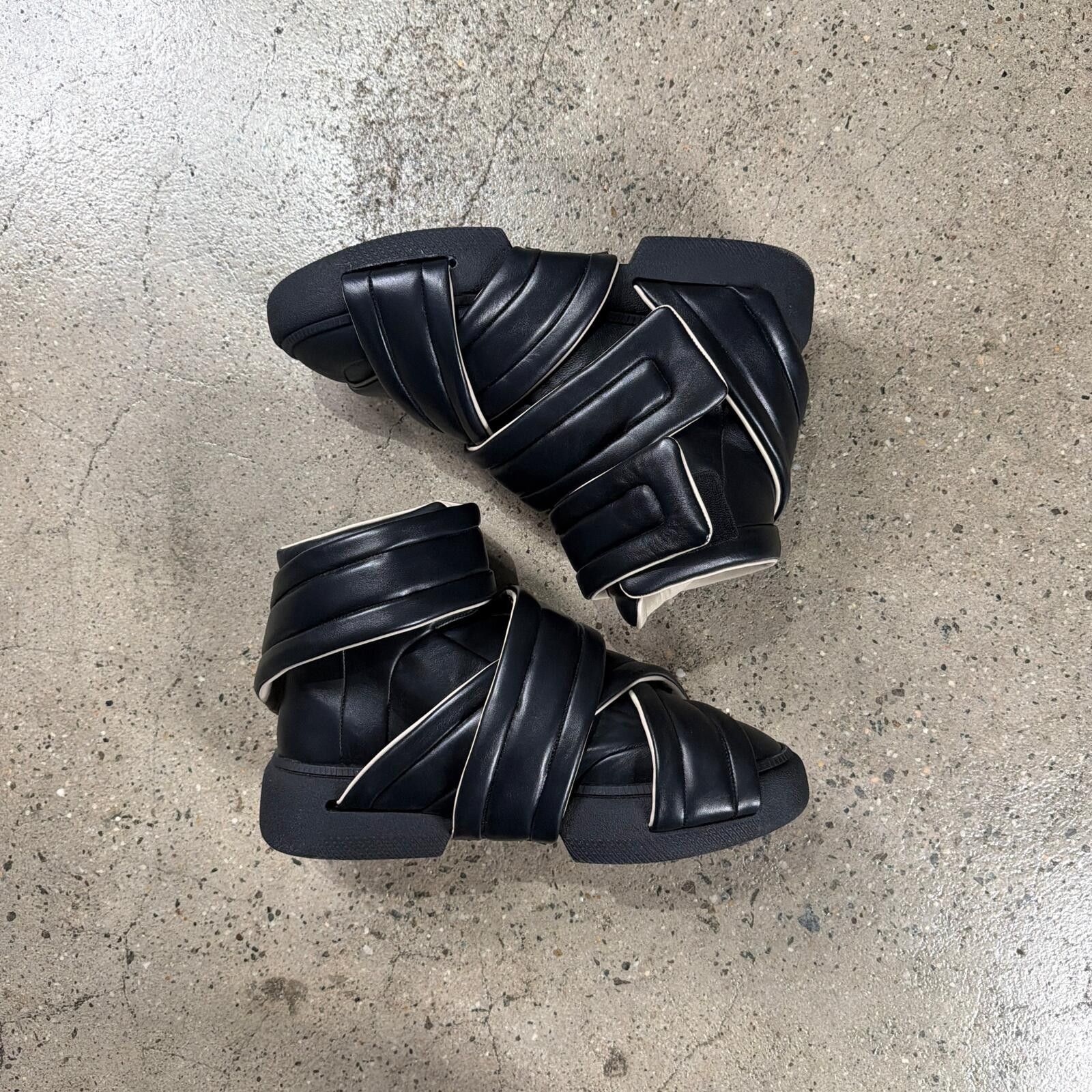 Maison Margiela Maison Margiela Multi-Strap Future Show Sneakers Size US 13 / EU 46 - 9 Thumbnail