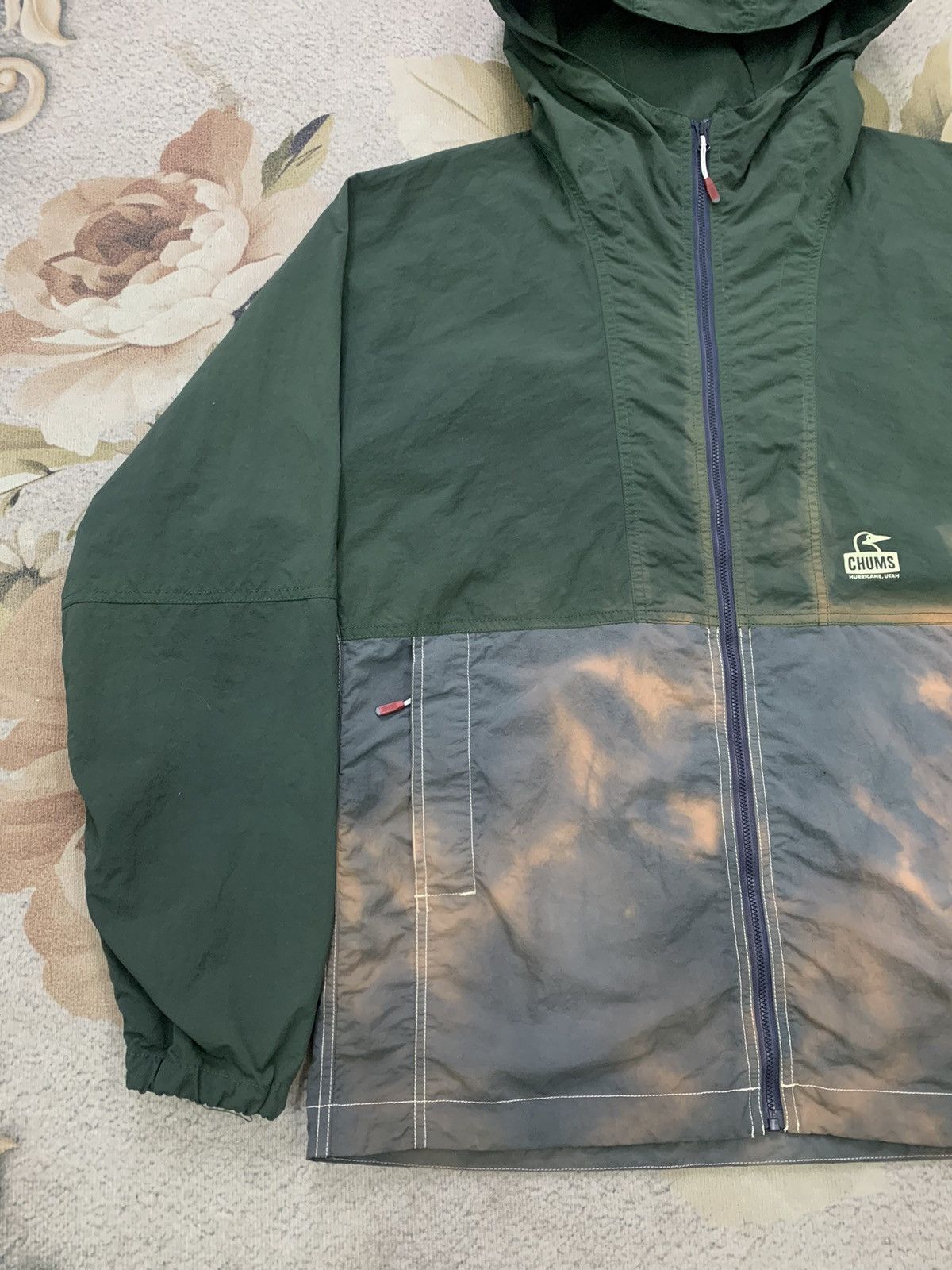 Chums × Vintage Vtg Chums Hurricane Utah Bleached Jacket Hooded Size US L / EU 52-54 / 3 - 3 Thumbnail