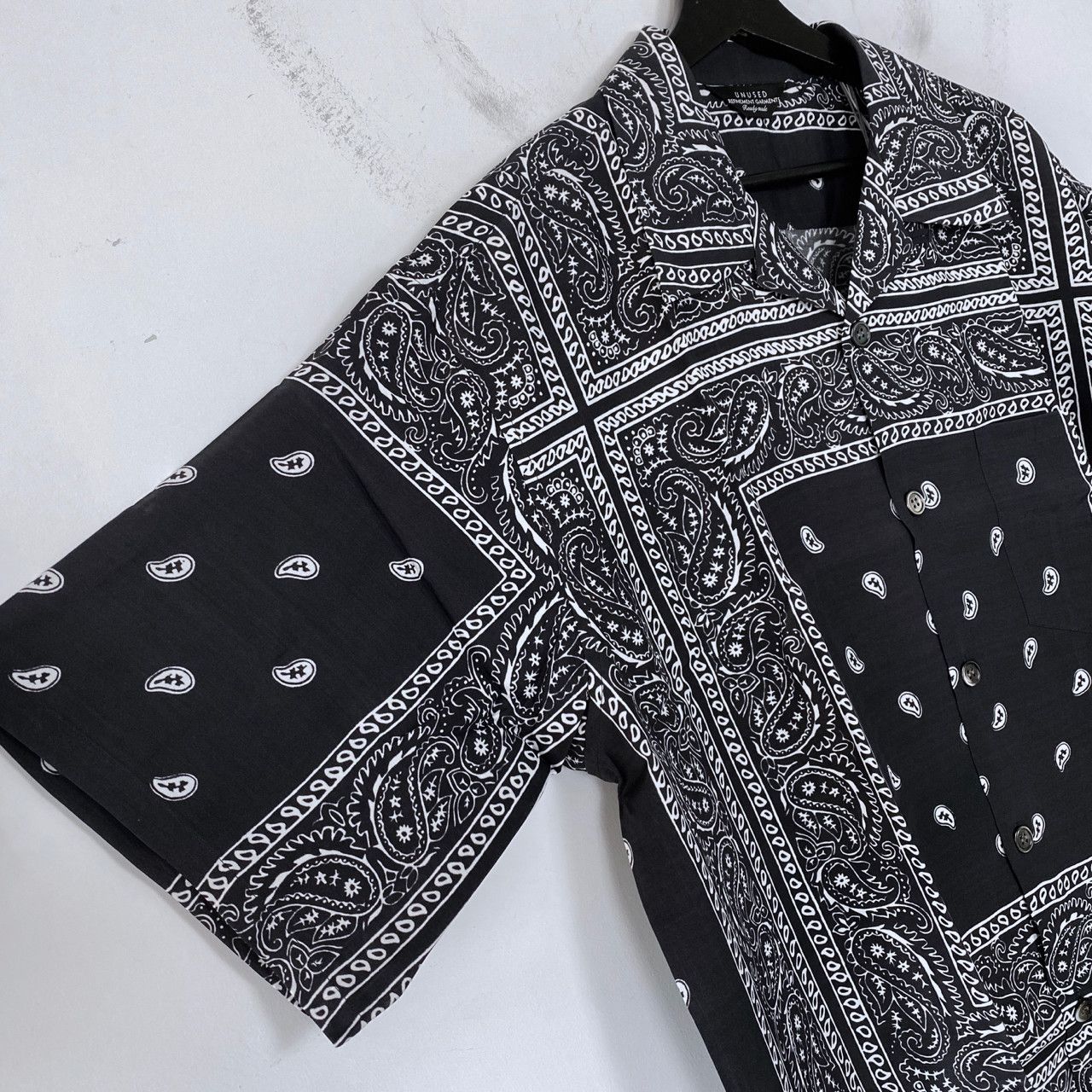 Unused UNUSED BANDANA S/S SHIRT Size US L / EU 52-54 / 3 - 4 Thumbnail