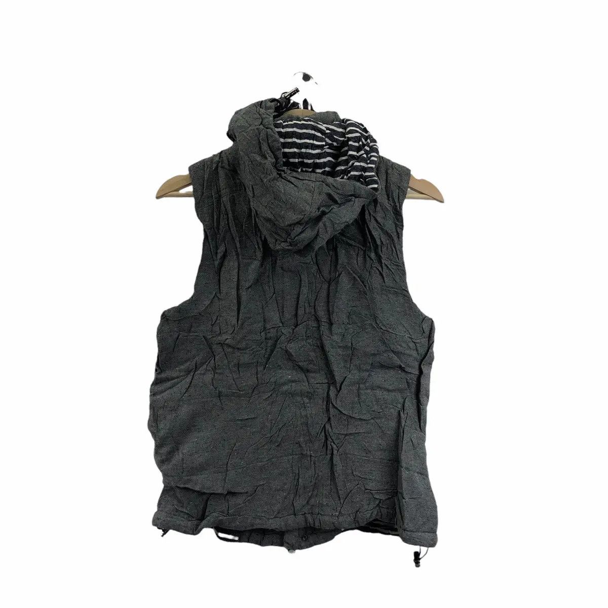 Takeo Kikuchi Vtg TAKEO KIKUCHI JAPAN Tactical Vest Puffer Jacket Outdoor Size US S / EU 44-46 / 1 - 2 Thumbnail