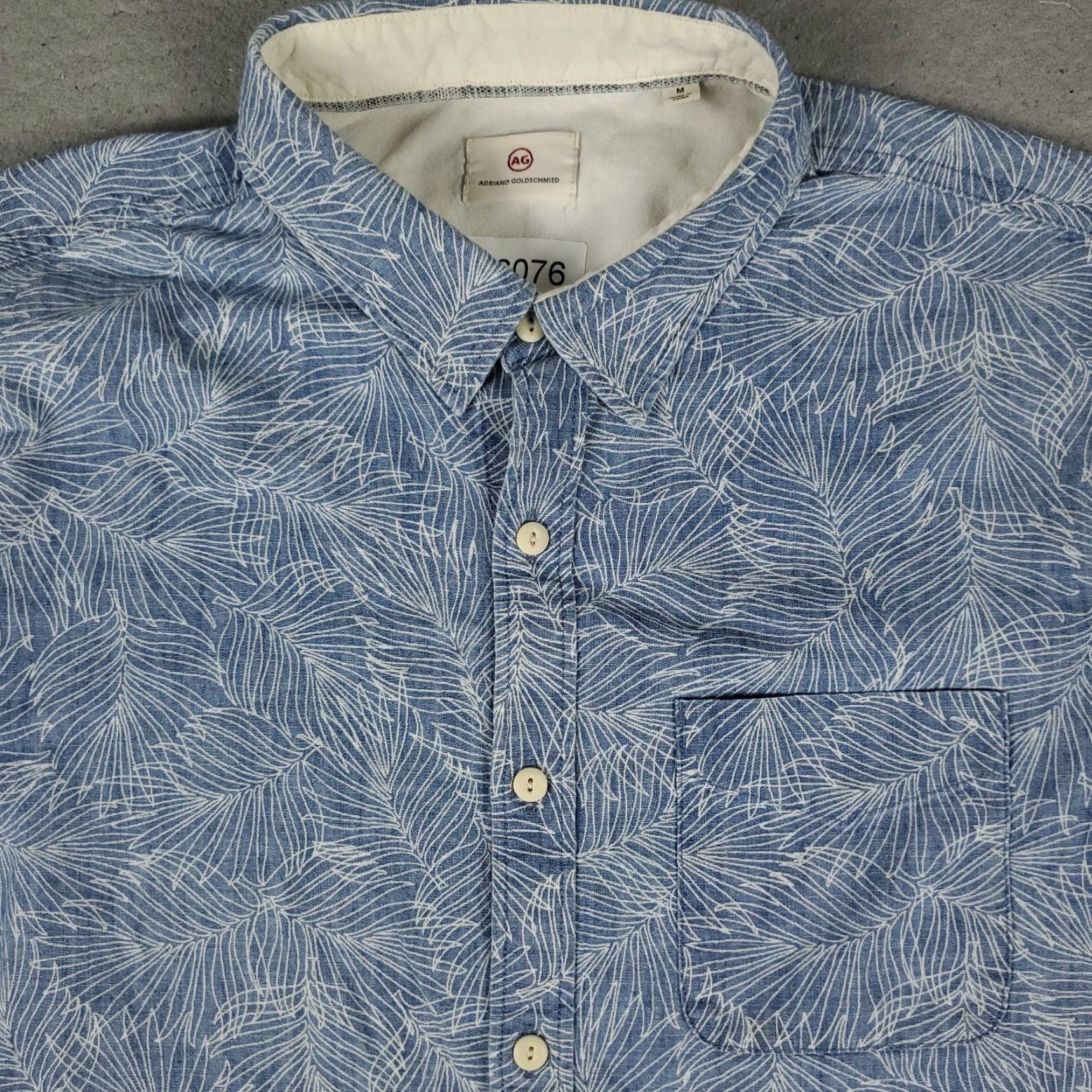 Vintage AG Adriano Goldschmied Shirt Mens Medium Blue Leaf Print Button Up Short Sleeve Size US M / EU 48-50 / 2 - 2 Thumbnail