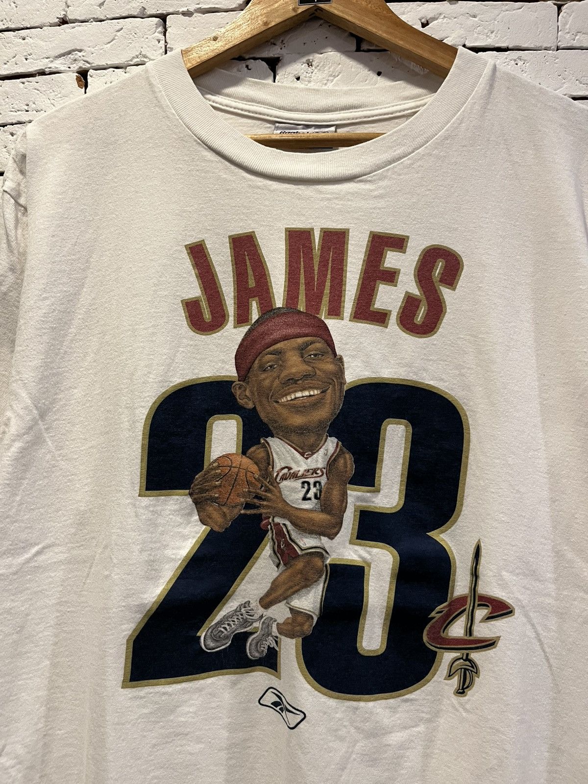 Reebok Vintage Reebok LeBron James T-Shirt Size US L / EU 52-54 / 3 - 3 Thumbnail