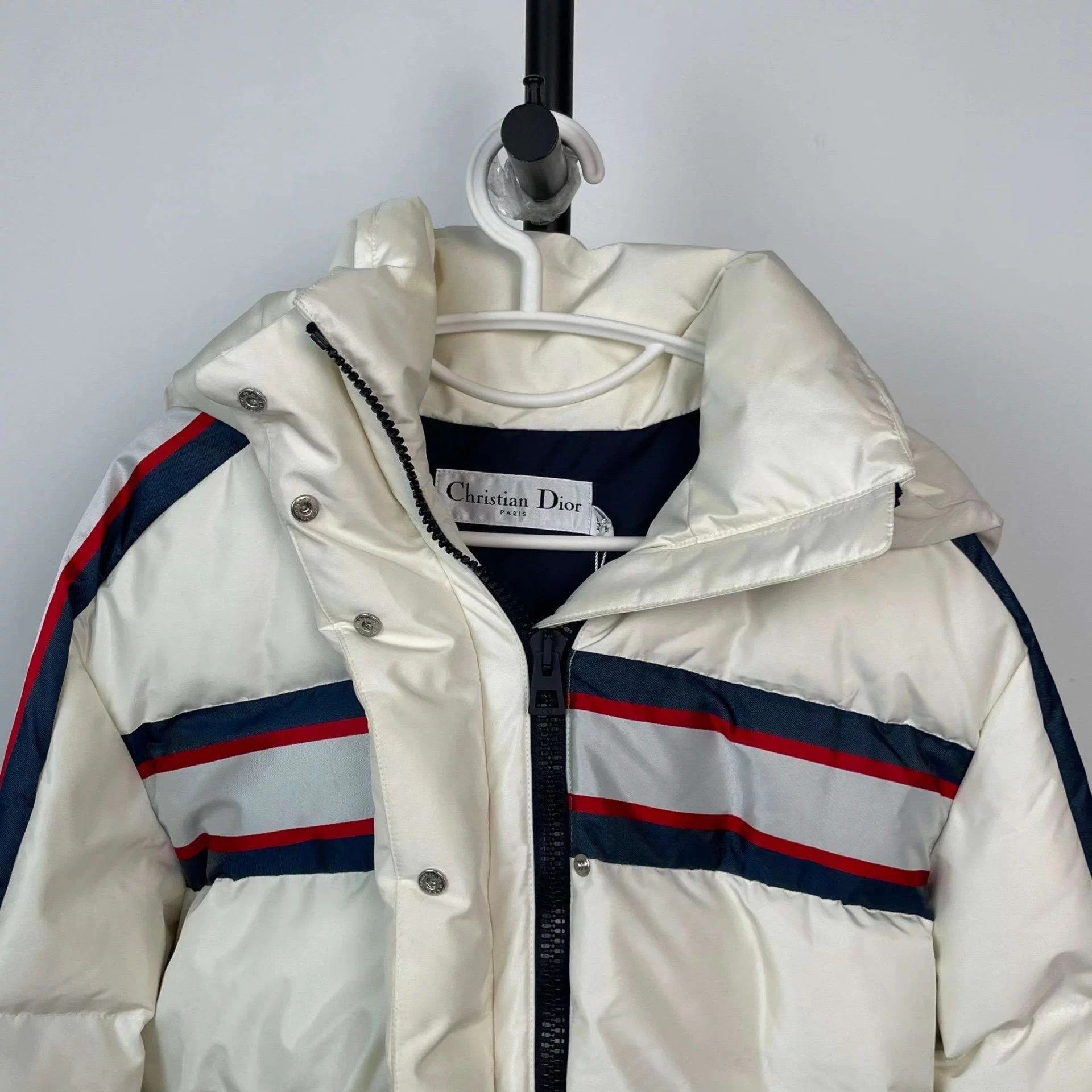 Dior Dior women's white hooded ski jacket XS Size XS / US 0-2 / IT 36-38 - 8 Thumbnail