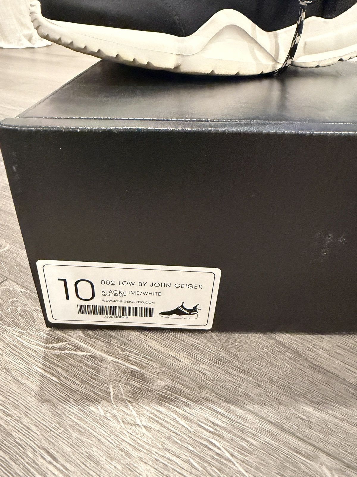 John Geiger 002 Low By John Geiger Size US 10 / EU 43 - 6 Thumbnail