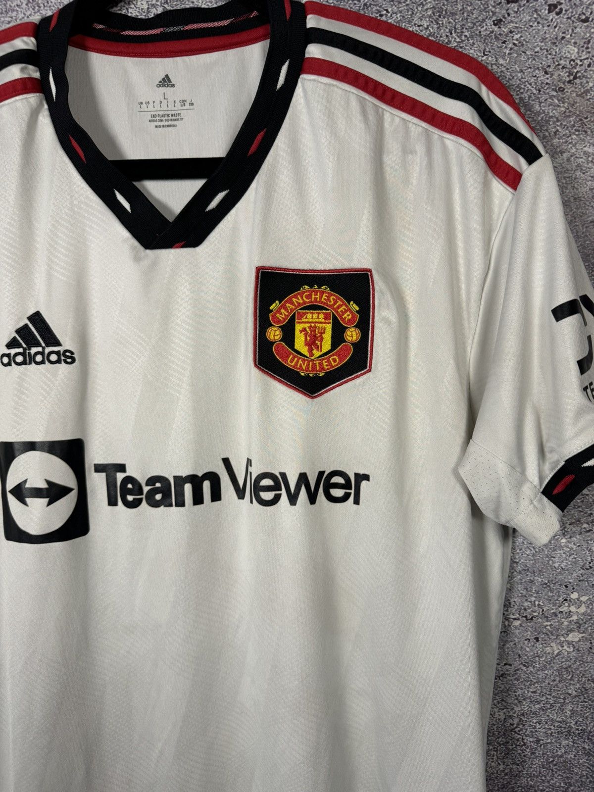 Adidas × Vintage Vintage Manchester United 2022/23 Away Adidas Soccer Jersey Size US L / EU 52-54 / 3 - 6 Thumbnail