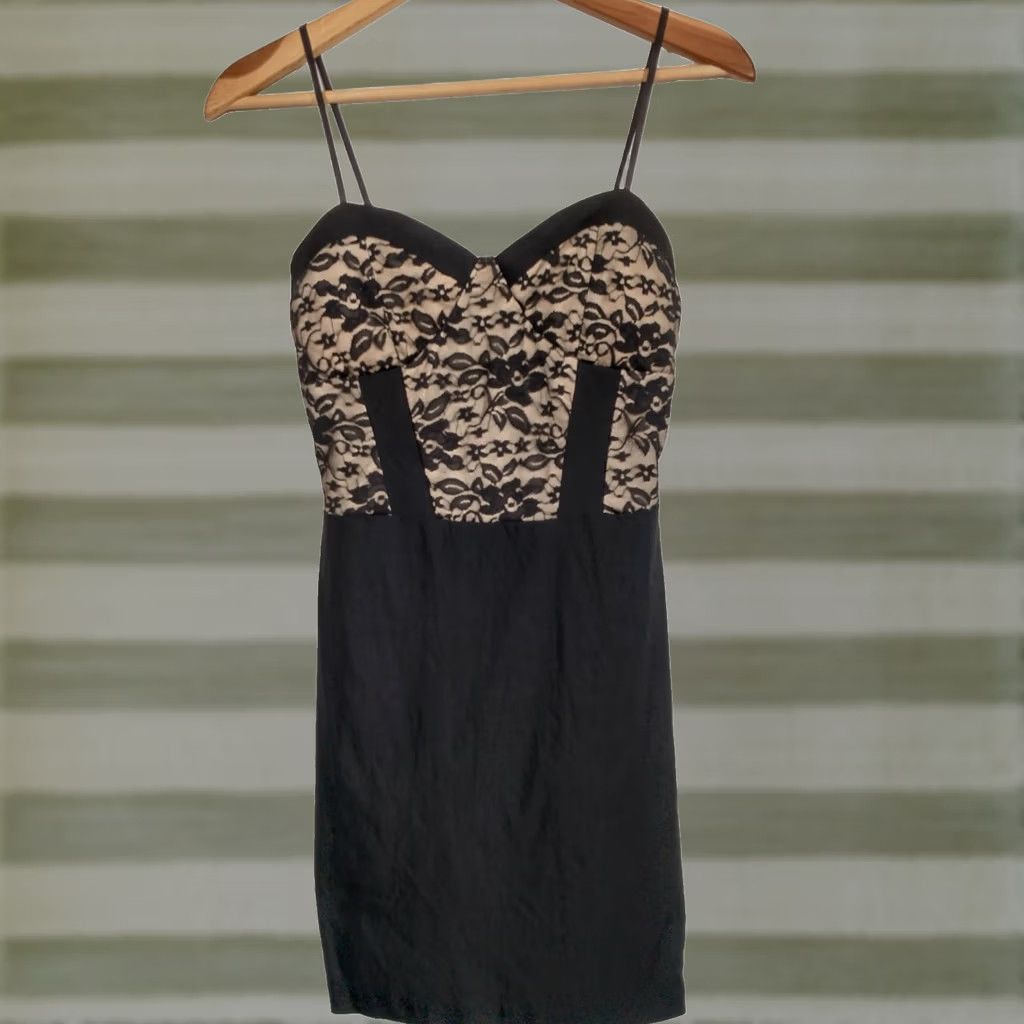 Vintage Top 10 Cocktail Dress Medium Black Lace Sleeveless Sweetheart Short Sexy Evening Party Dress Women Size M / US 6-8 / IT 42-44 - 1 Thumbnail
