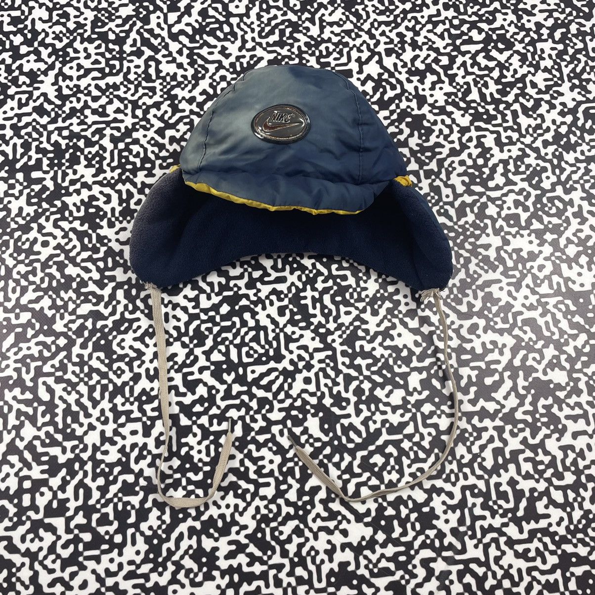 trapper hat nike
