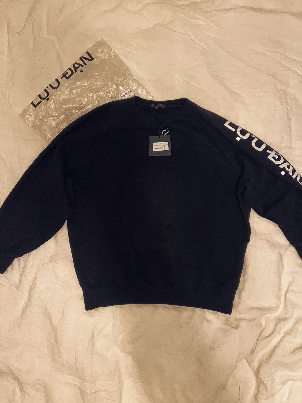 LUU DAN Ssense exclusive black oversized sweatshirt Size US M / EU 48-50 / 2 - 2 Thumbnail