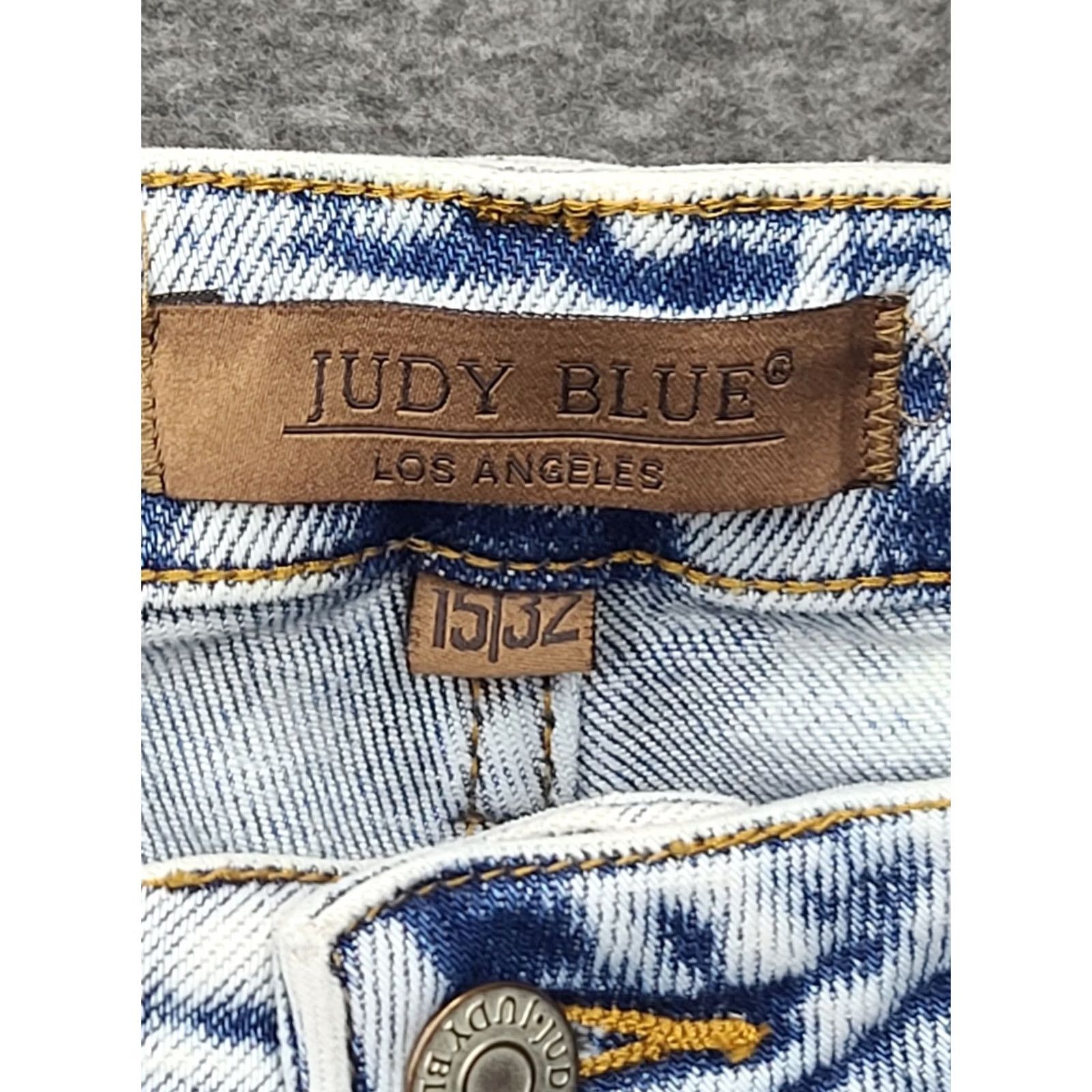 Vintage Judy Blue Womens Jeans 15/32 Wide Leg Light Blue Acid Wash Raw Hem Stretch Denim 5-Pocket 32 In Inseam Mens Womens Girls? Size 36" / US 14 / IT 50 - 3 Thumbnail