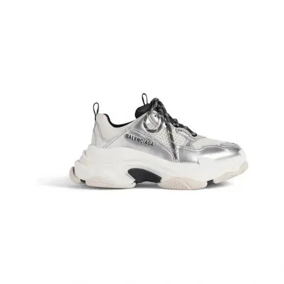 o1w1db11225 Triple S Sneakers in Silver/White