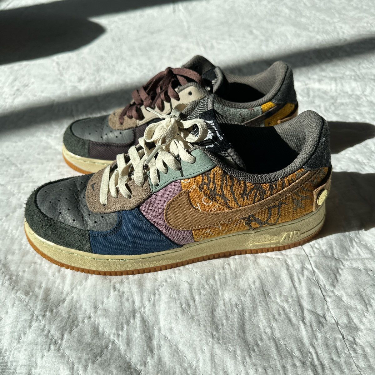 Nike × Travis Scott Travis Scott x Nike Air Force 1 “Cactus Jack” Size US 11 / EU 44 - 1 Thumbnail