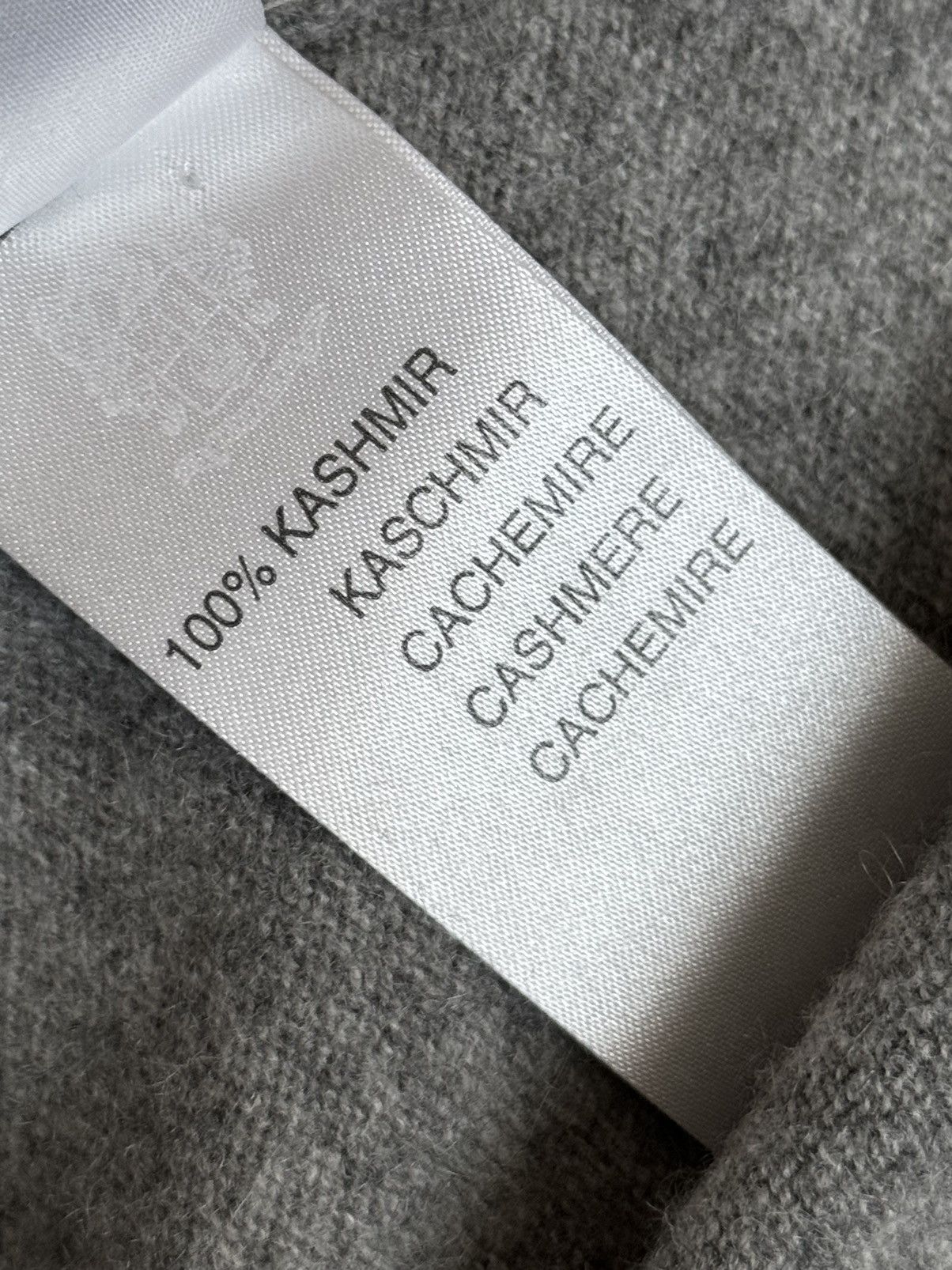 Blumarine Cashmere sweater by Blumarine with a large collar Size S / US 4 / IT 40 - 4 Thumbnail