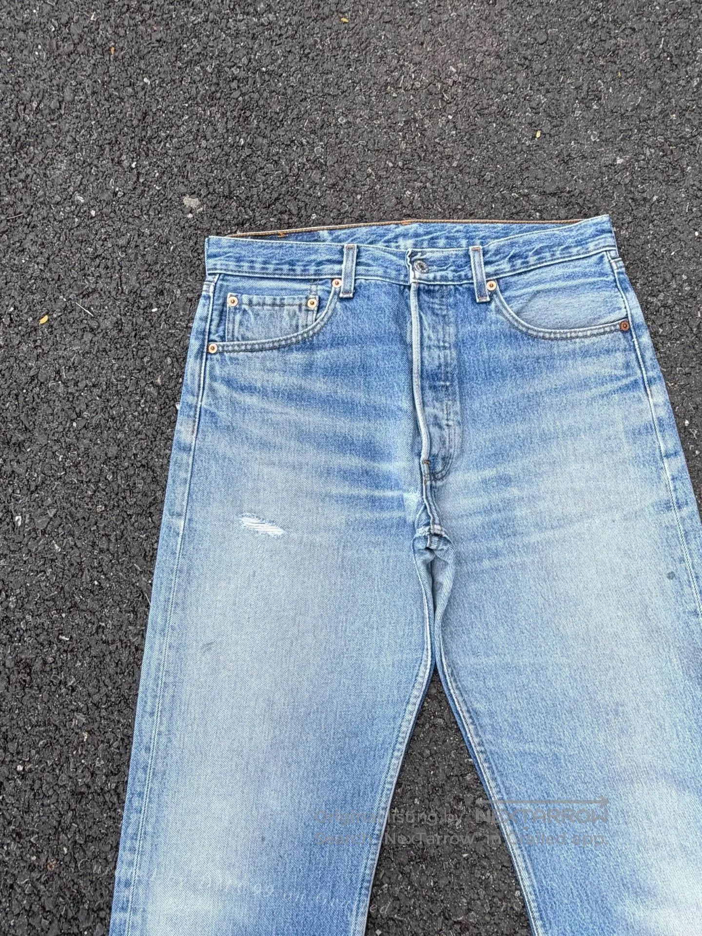 Vintage Vintage Levis 501 Washed Blue Jeans. Size US 33 - 3 Thumbnail