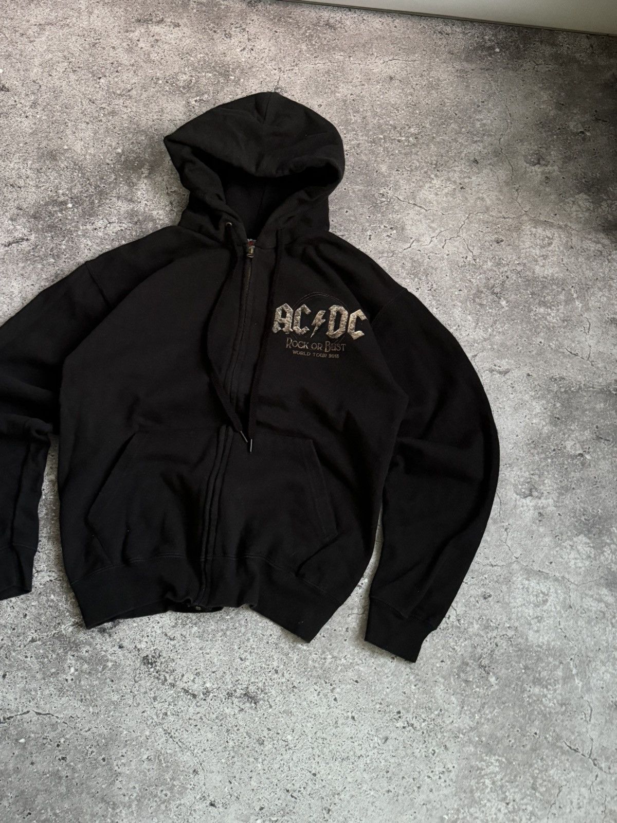 AC/DC × Band Tees Vintage Ac/Dc 2015 zip hoodie Size US S / EU 44-46 / 1 - 6 Thumbnail
