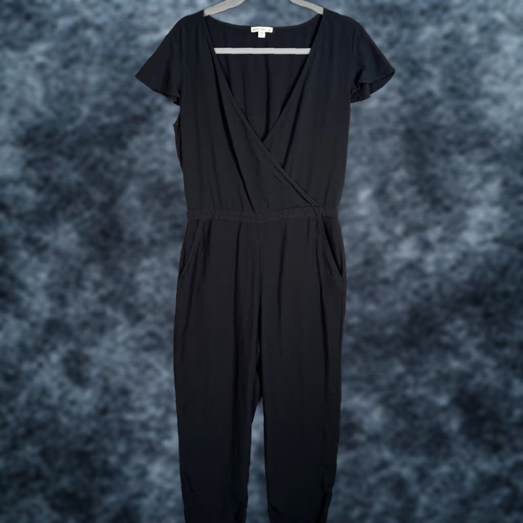 J.Crew J.CREW WOMENS Jumpsuit Short Sleeve V-Neck Black Wrap One-Piece Viscose MW (Adult) - Regular, 24 in Inseam, 8/10 Condition, Casual, Spring/Summer Size 32" / US 10 / IT 46 - 1 Thumbnail