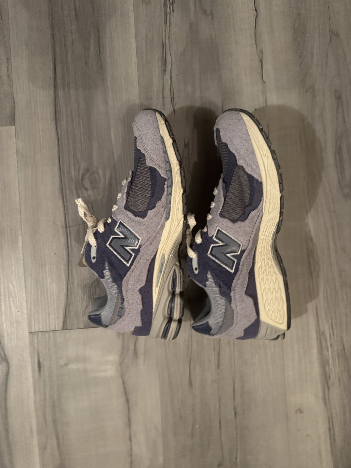 New Balance New Balance 2002R Protection Pack Light Arctic Grey Purple Size US 9 / EU 42 - 2 Thumbnail