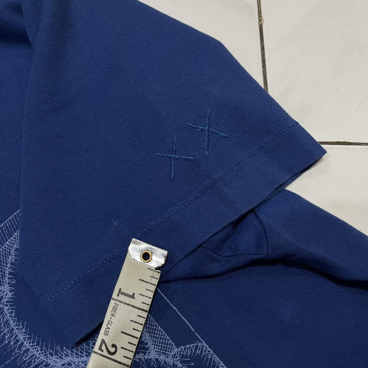 Kaws × Uniqlo Rare vintage Kaws uniqlo tee Size US M / EU 48-50 / 2 - 7 Thumbnail