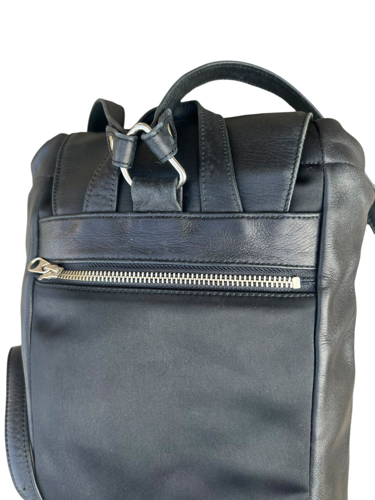 Leather Vintage 90s UCOB Patina Black Leather Cargo Backpack Bag Size ONE SIZE - 12 Thumbnail