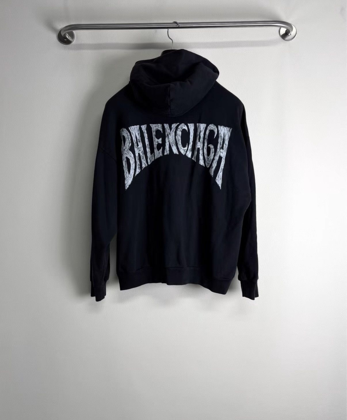 Balenciaga Balenciaga back large logo print sweatshirt Size US M / EU 48-50 / 2 - 2 Thumbnail