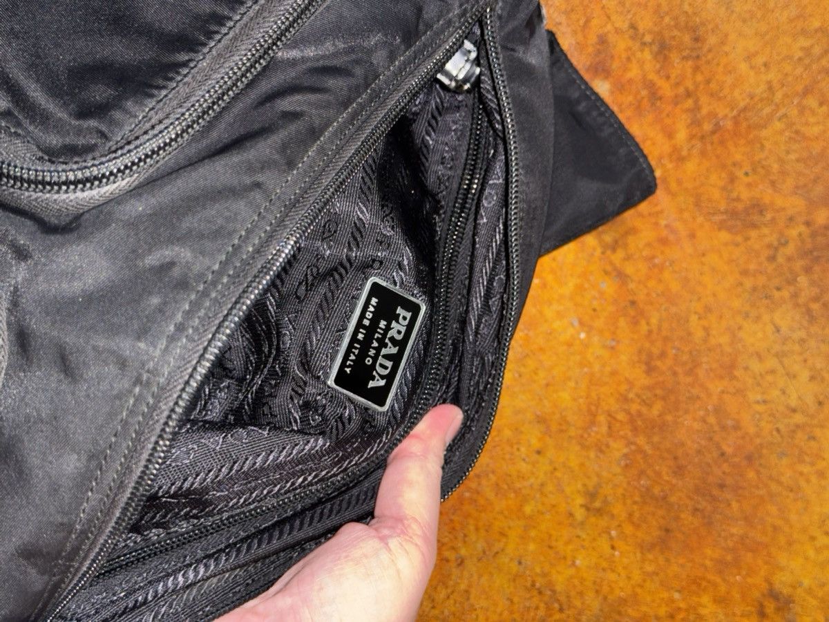 Prada Vintage PRADA Vela Nylon Shoulder Massager Bag Size ONE SIZE - 5 Thumbnail