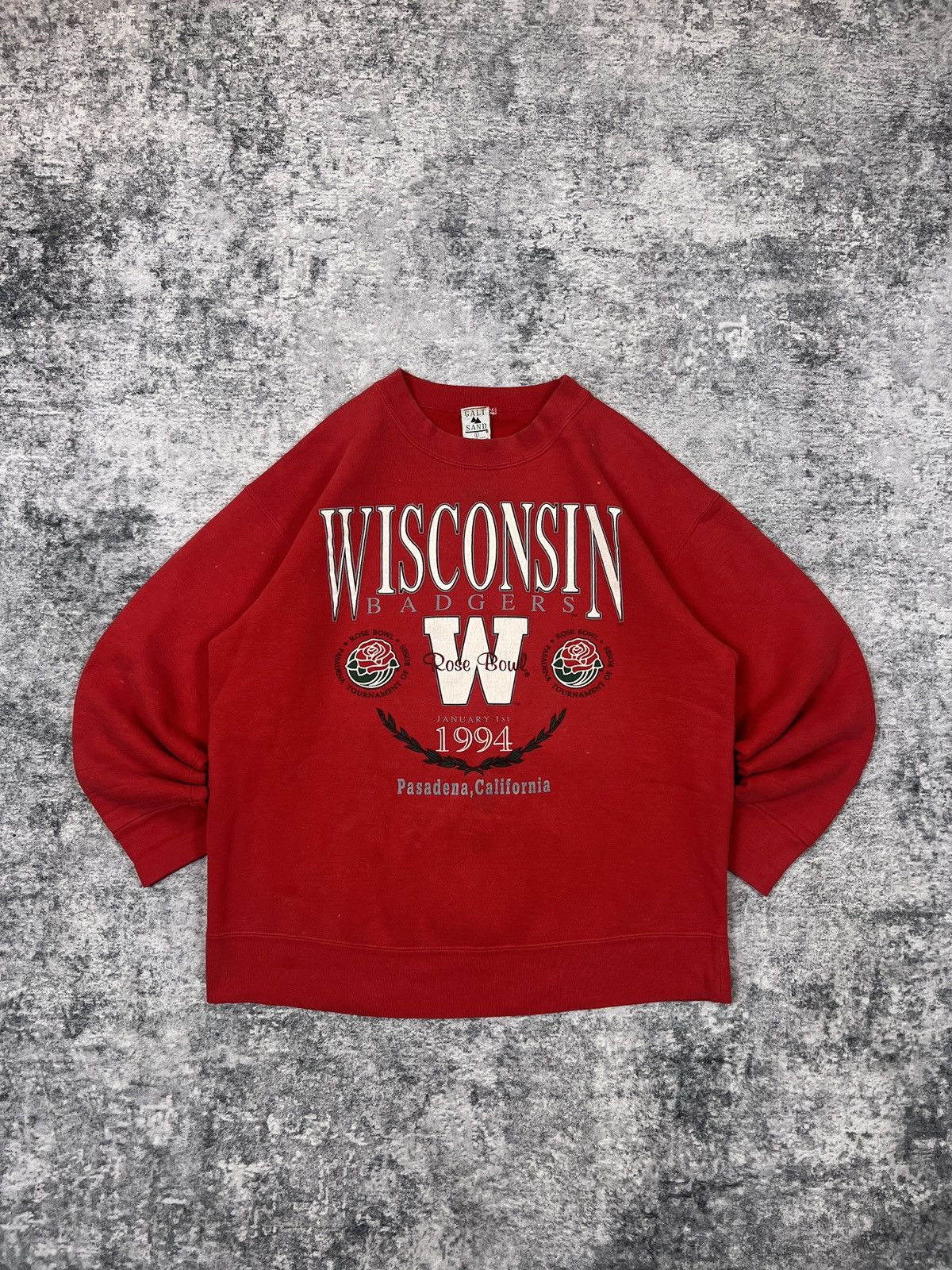 Vintage Vintage 1994 Wisconsin Badgers Rose Bowl Crewneck Sweatshirt Size US L / EU 52-54 / 3 - 1 Thumbnail