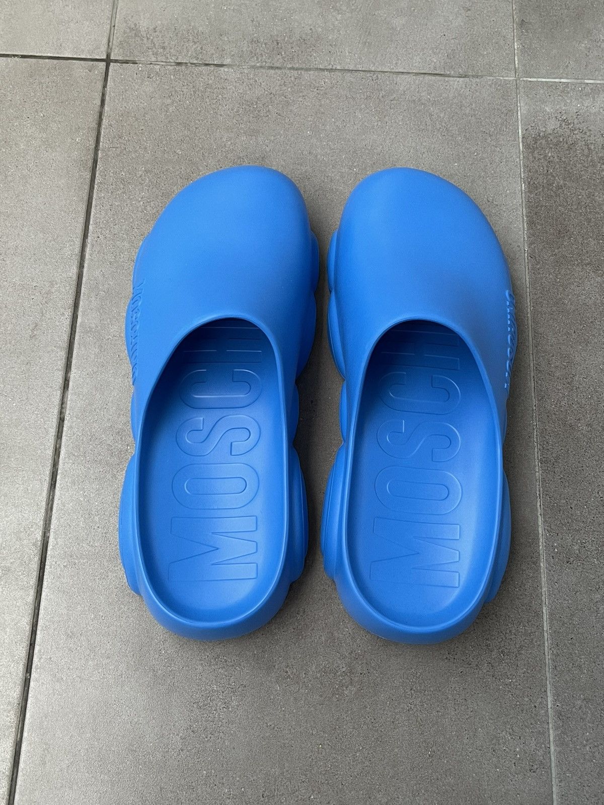 Moschino !DS! SS23 Moschino Cobalto Blue Gummy Bear Mules Size US 10.5 / EU 43-44 - 12 Thumbnail