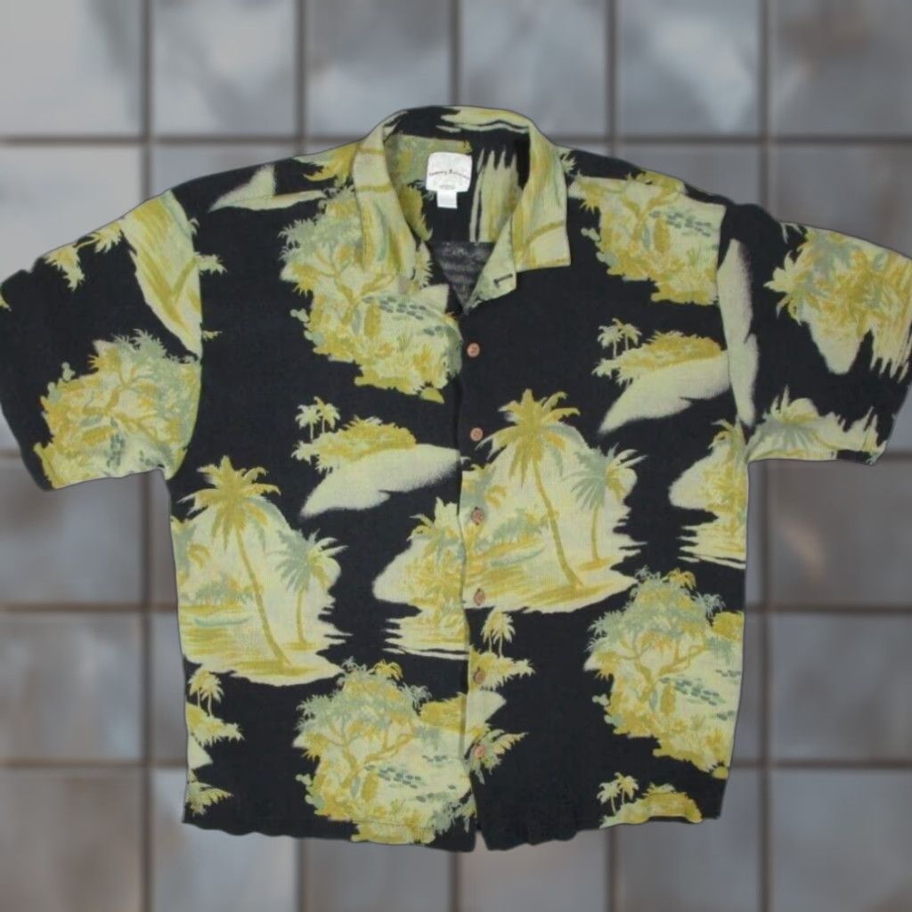 Tommy Bahama VINTAGE Tommy Bahama Shirt Mens XL Green Silk Button-Up Short Sleeve Hawaiian Size US XL / EU 56 / 4 - 1 Thumbnail