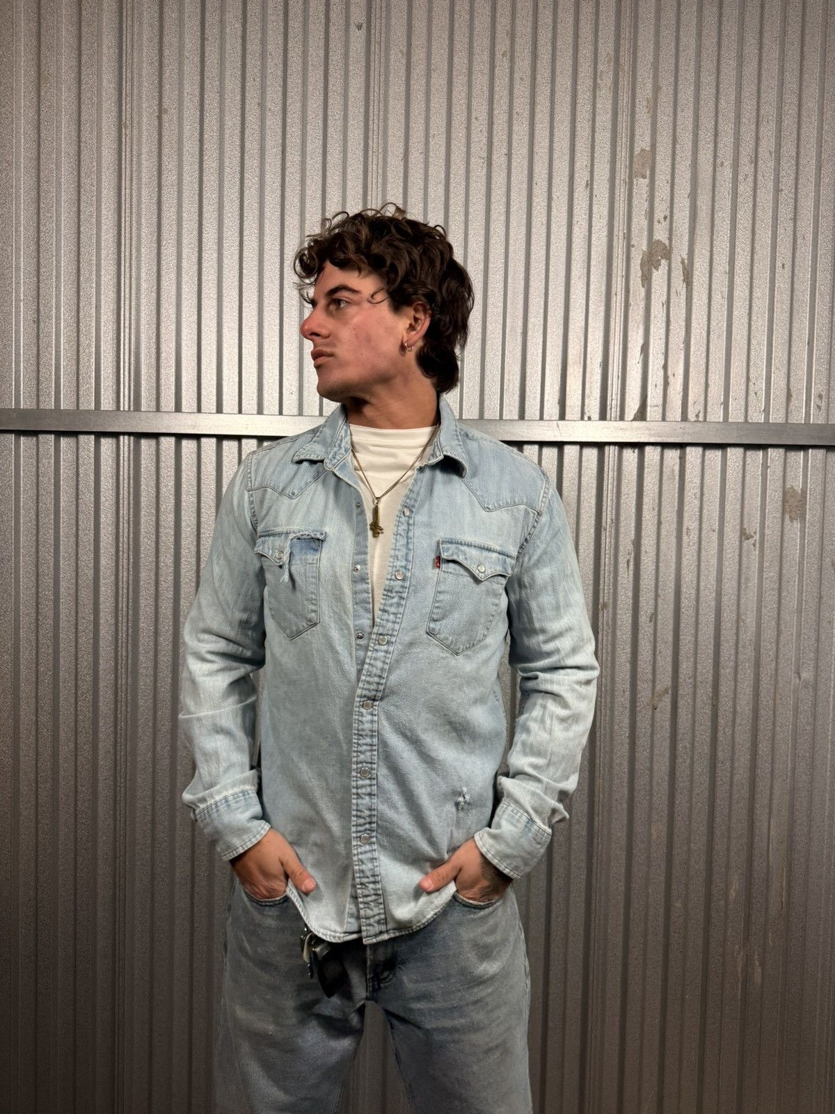 Levi's Levis Classic Denim Western Pearl Snap Cowboy Button Up Size US M / EU 48-50 / 2 - 1 Thumbnail