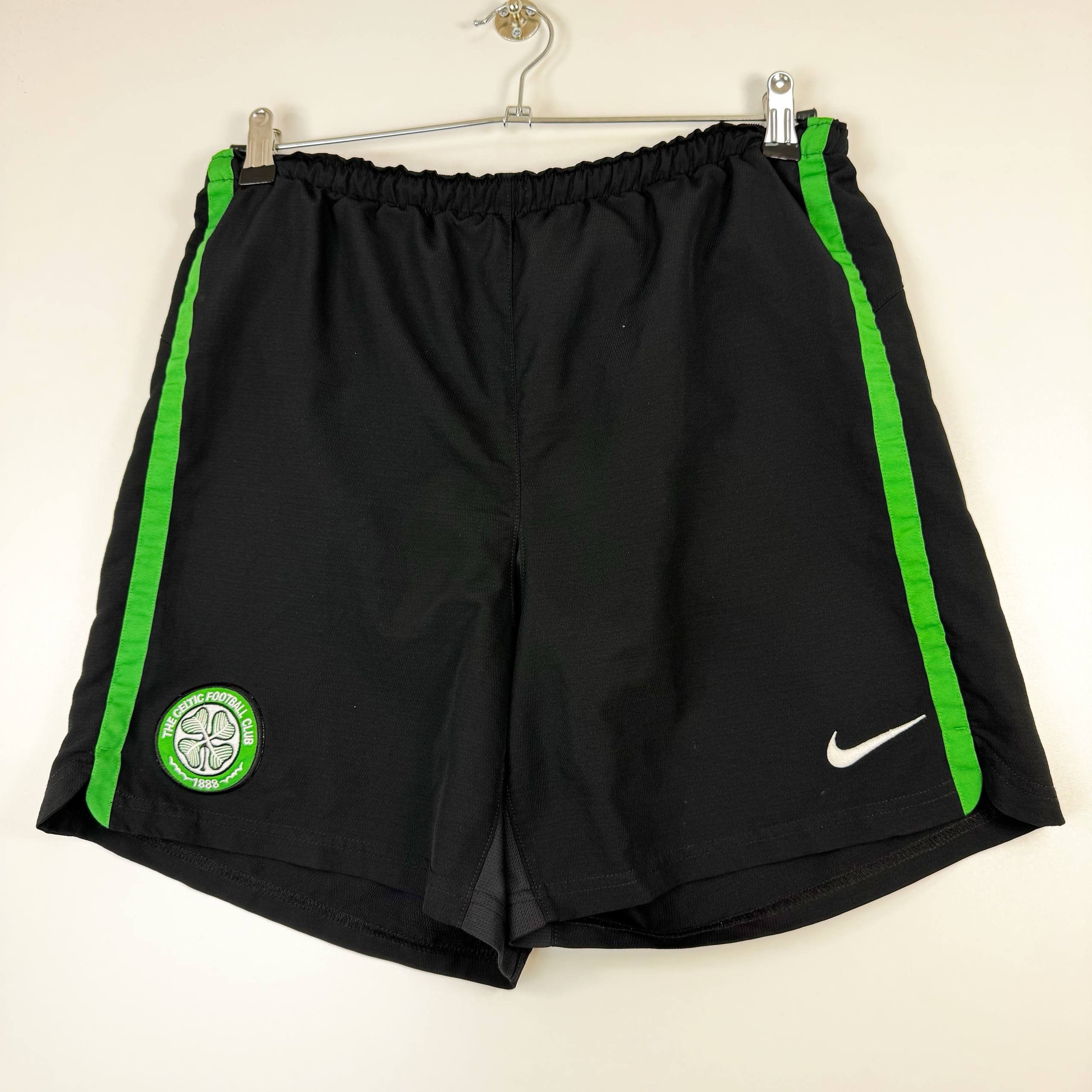 Nike Celtic FC Nike Training Shorts Black Football Soccer Mens S Size US 30 / EU 46 - 1 Thumbnail