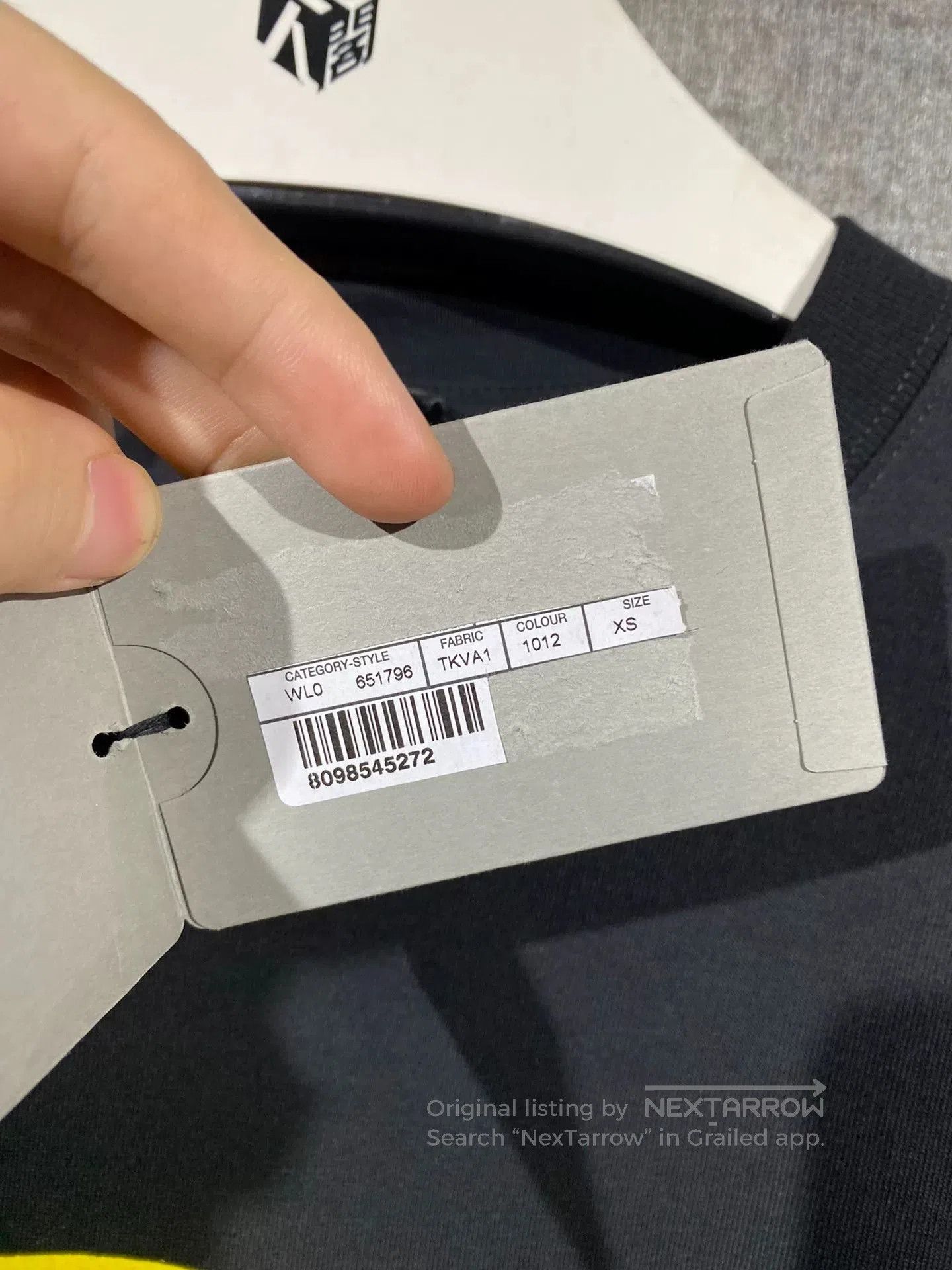 Balenciaga balenciaga long sleeve t-shirt with embroidery. Size US XS / EU 42 / 0 - 5 Thumbnail
