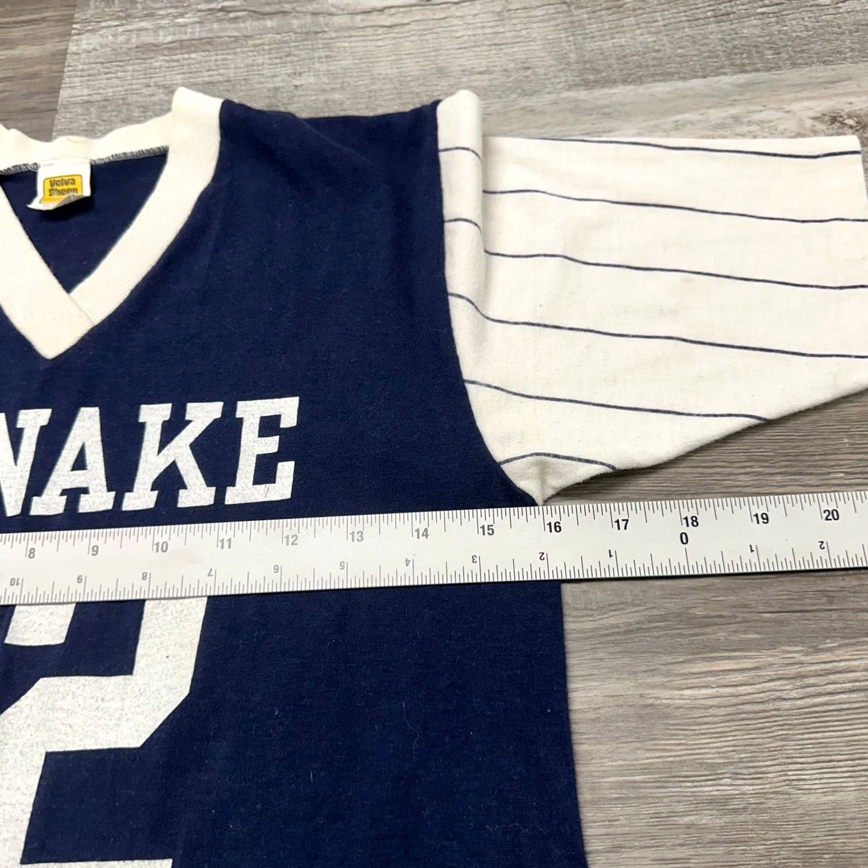 Velva Sheen VINTAGE Velva Sheen Wanake 82 Blue T-Shirt M Men V-Neck Ringer 70s 80s Number Jersey Short Sleeve Size US M / EU 48-50 / 2 - 6 Thumbnail