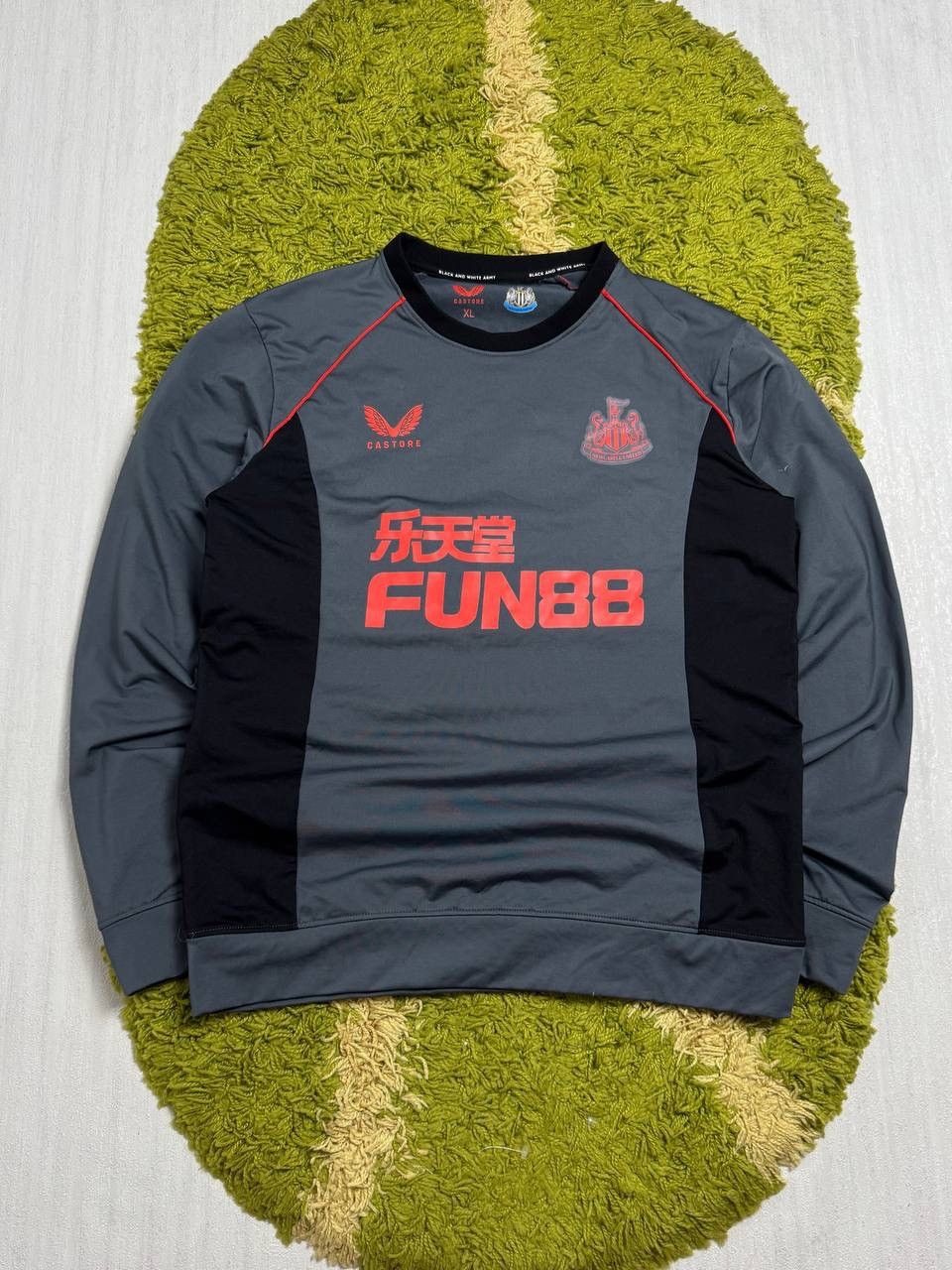 Other Newcastle United Castore Training Jersey 2021 2022 Soccer Size US XL / EU 56 / 4 - 1 Thumbnail