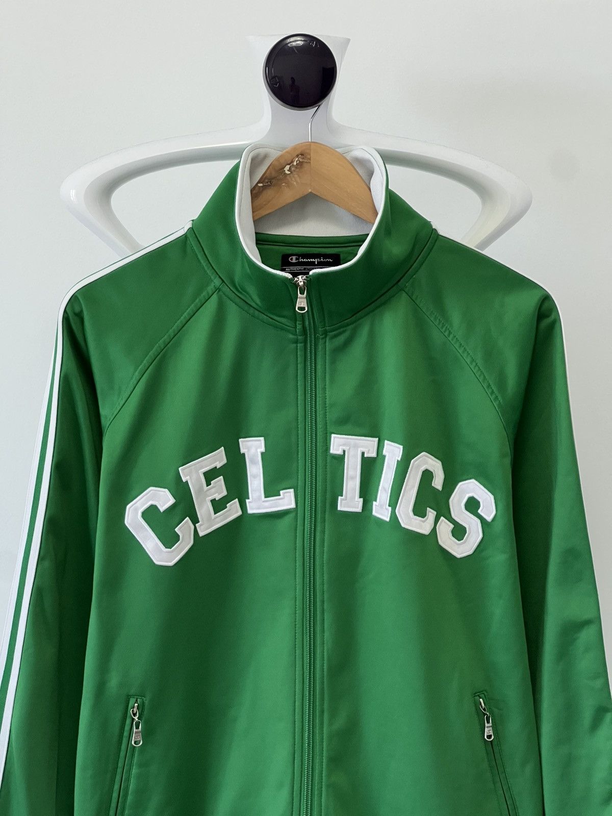 Champion Celtics Champion vintage Size US L / EU 52-54 / 3 - 3 Thumbnail