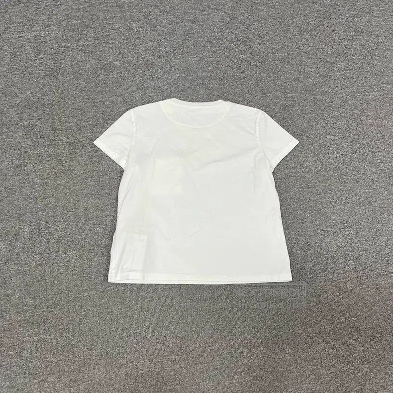 Hermes Hermes Embroidered Pocket Short-Sleeve T-Shirt Size XS / US 0-2 / IT 36-38 - 2 Thumbnail