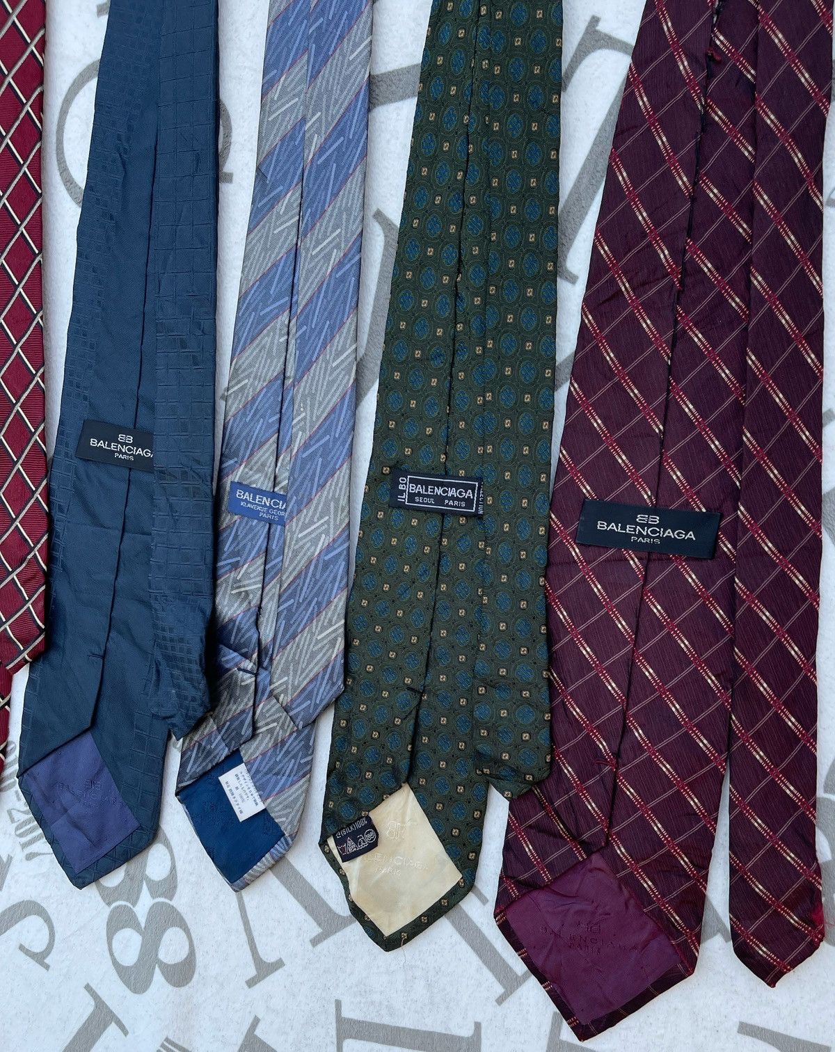 Balenciaga 🔥VINTAGE BALENCIAGA NECKTIE/TIE BUNDLE COMBO 5 PCS Size ONE SIZE - 6 Thumbnail