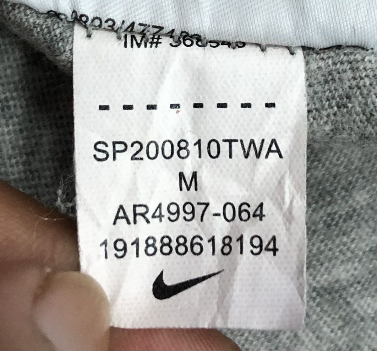 Nike Vintage Nike T-Shirt Size US M / EU 48-50 / 2 - 9 Thumbnail