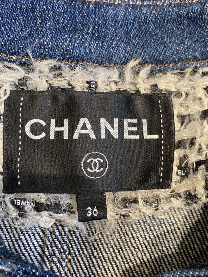 Chanel Chanel 17-year-old blue denim jacket Size XS / US 0-2 / IT 36-38 - 3 Thumbnail