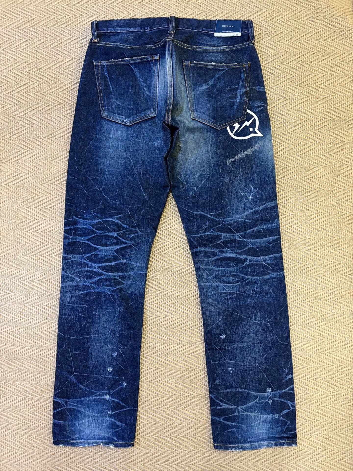 Vanquish VANQUISH x FRAGMENT W32 Jeans Near New Stone Wash Mud Punch Size US 32 / EU 48 - 2 Thumbnail