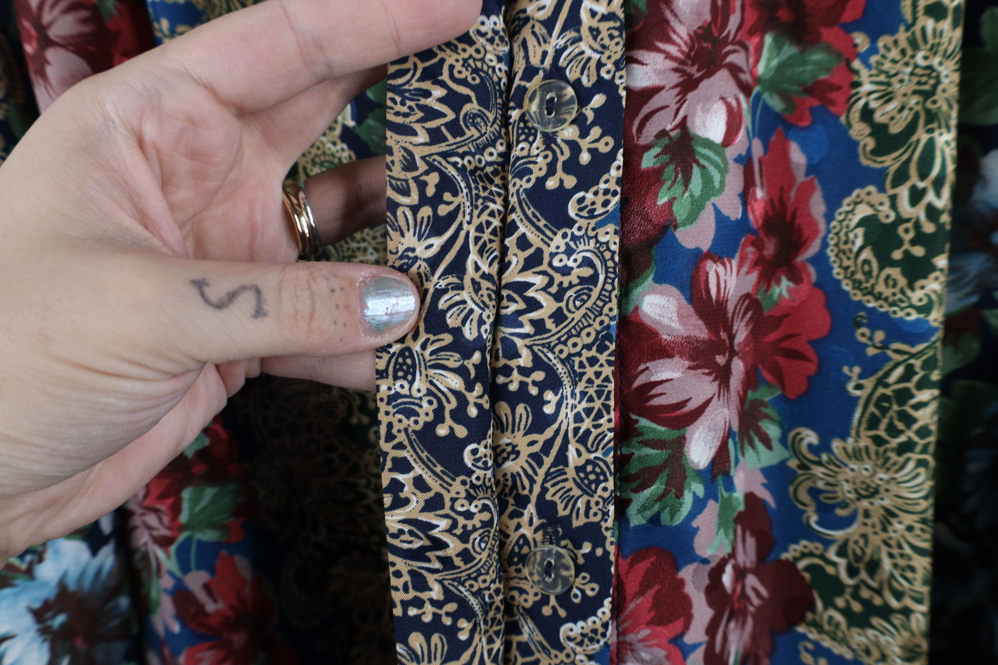 Vintage Vintage 90s Streetwear All Over Print Button Shirt USA Size L / US 10 / IT 46 - 7 Thumbnail