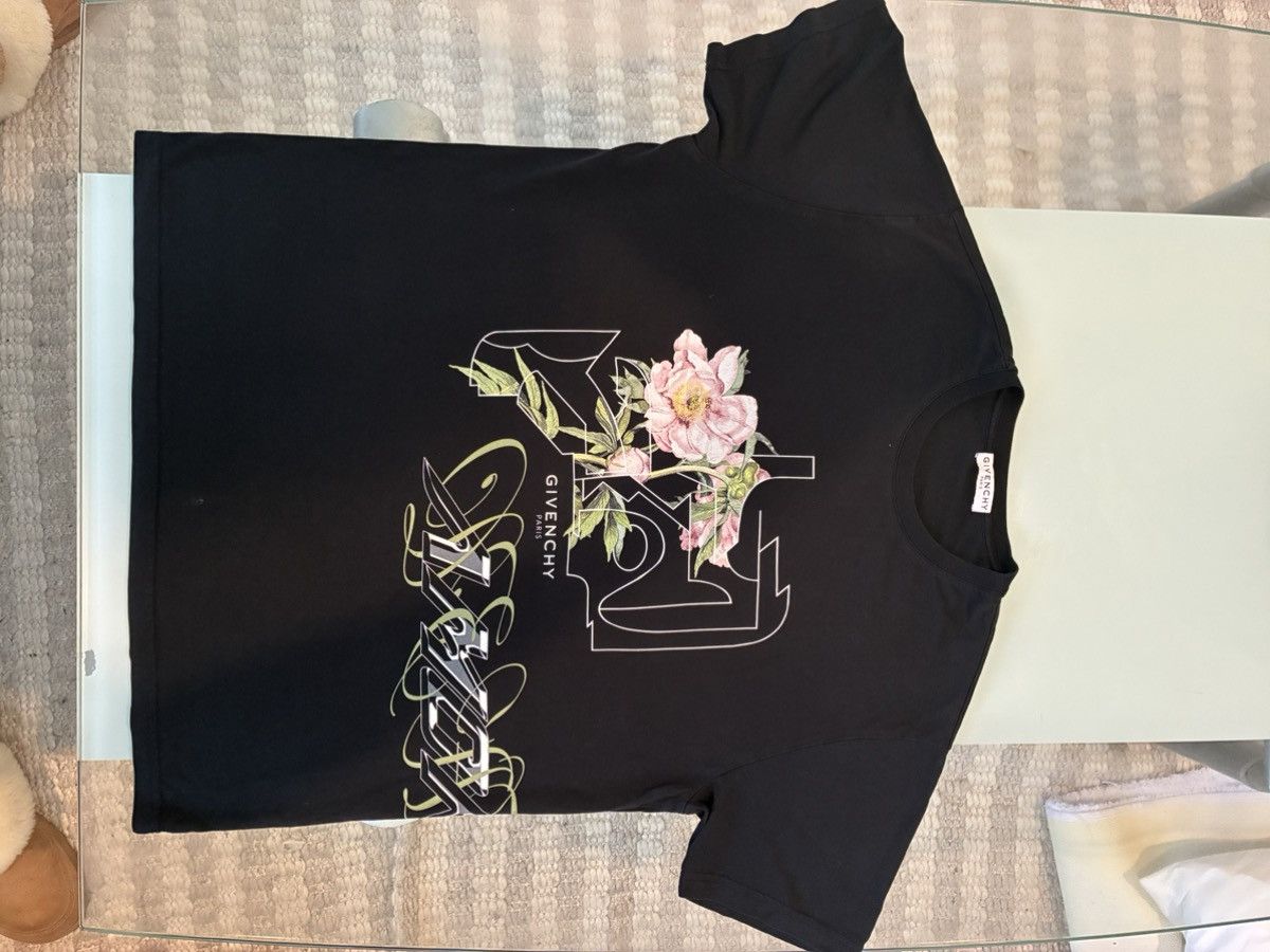 Givenchy Givenchy T Shirt Size US M / EU 48-50 / 2 - 2 Thumbnail