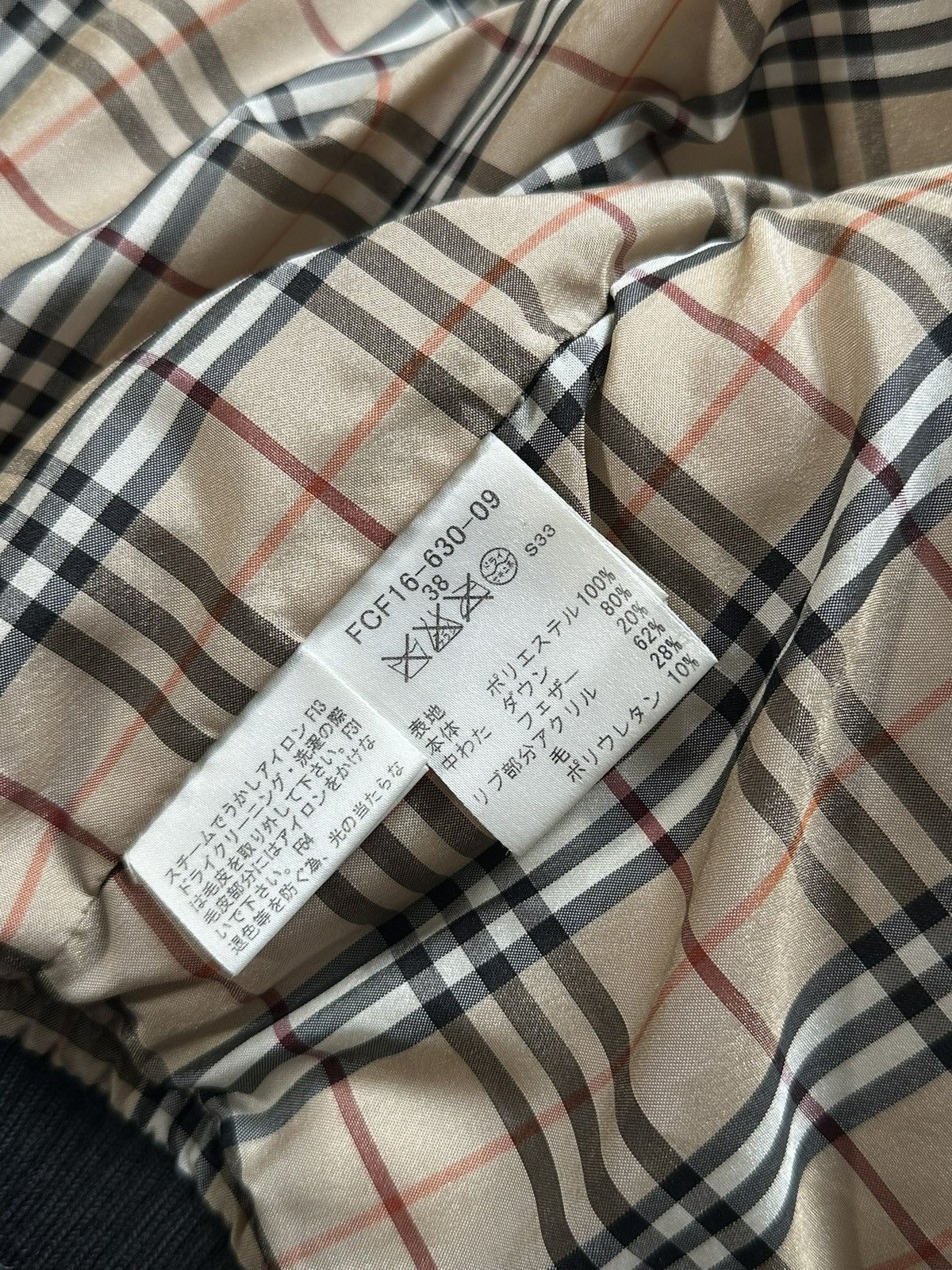 Burberry Burberry Blue Label 2009 Union Jack Fur Hood Down Jacket Size M / US 6-8 / IT 42-44 - 10 Thumbnail