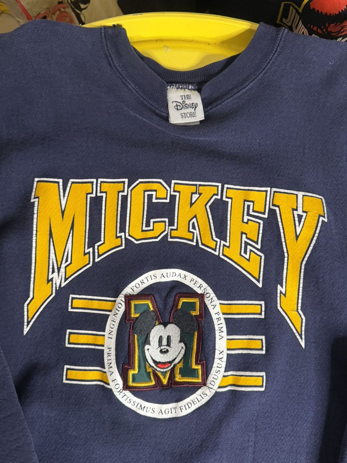 Mickey Mouse 1980s Disney store Mickey Mouse crewneck embroidered Size US L / EU 52-54 / 3 - 2 Thumbnail