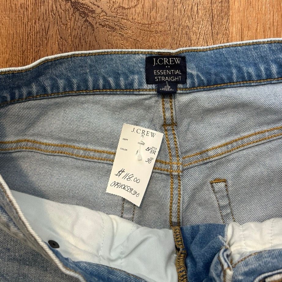 J.Crew NWT J.Crew Essential Straight Jean Marin Wash Size 30 Size 30" / US 8 / IT 44 - 5 Thumbnail