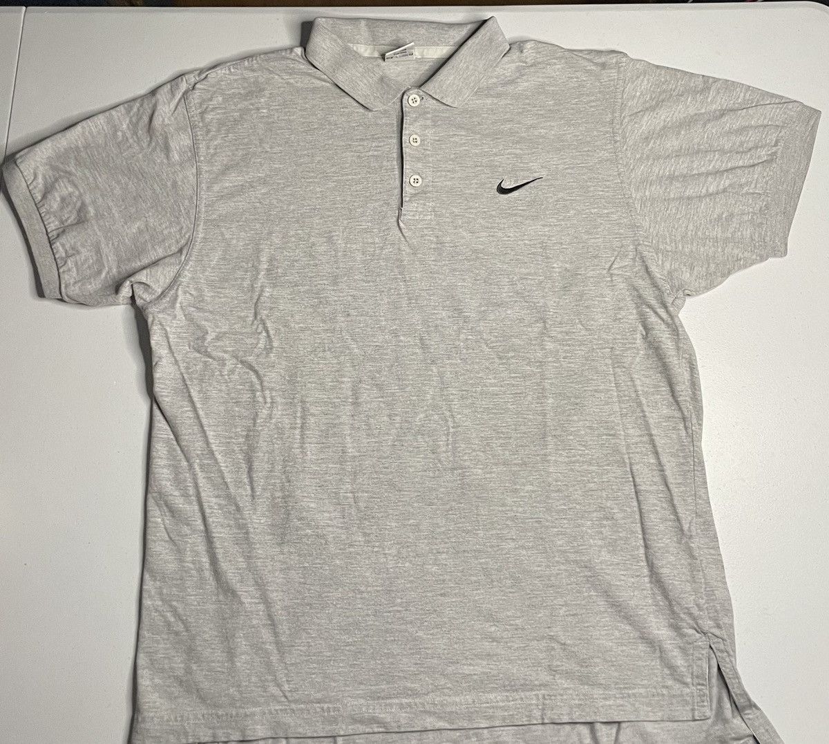 Nike × Vintage Vintage Nike logo Grey polo Collared Tshirt Size US M / EU 48-50 / 2 - 5 Thumbnail