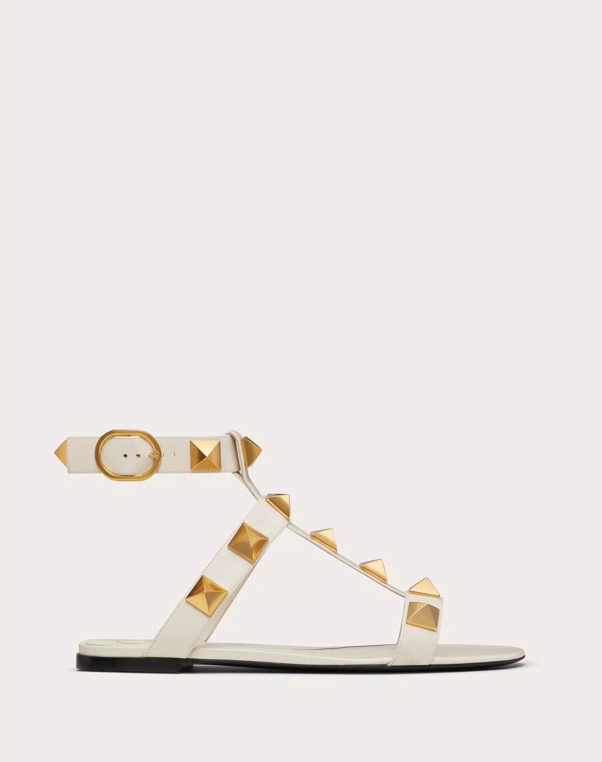 Valentino o1s1wg110625 Roman Stud Flat Calfskin Sandal in White Size US 12 / IT 42 - 1 Thumbnail