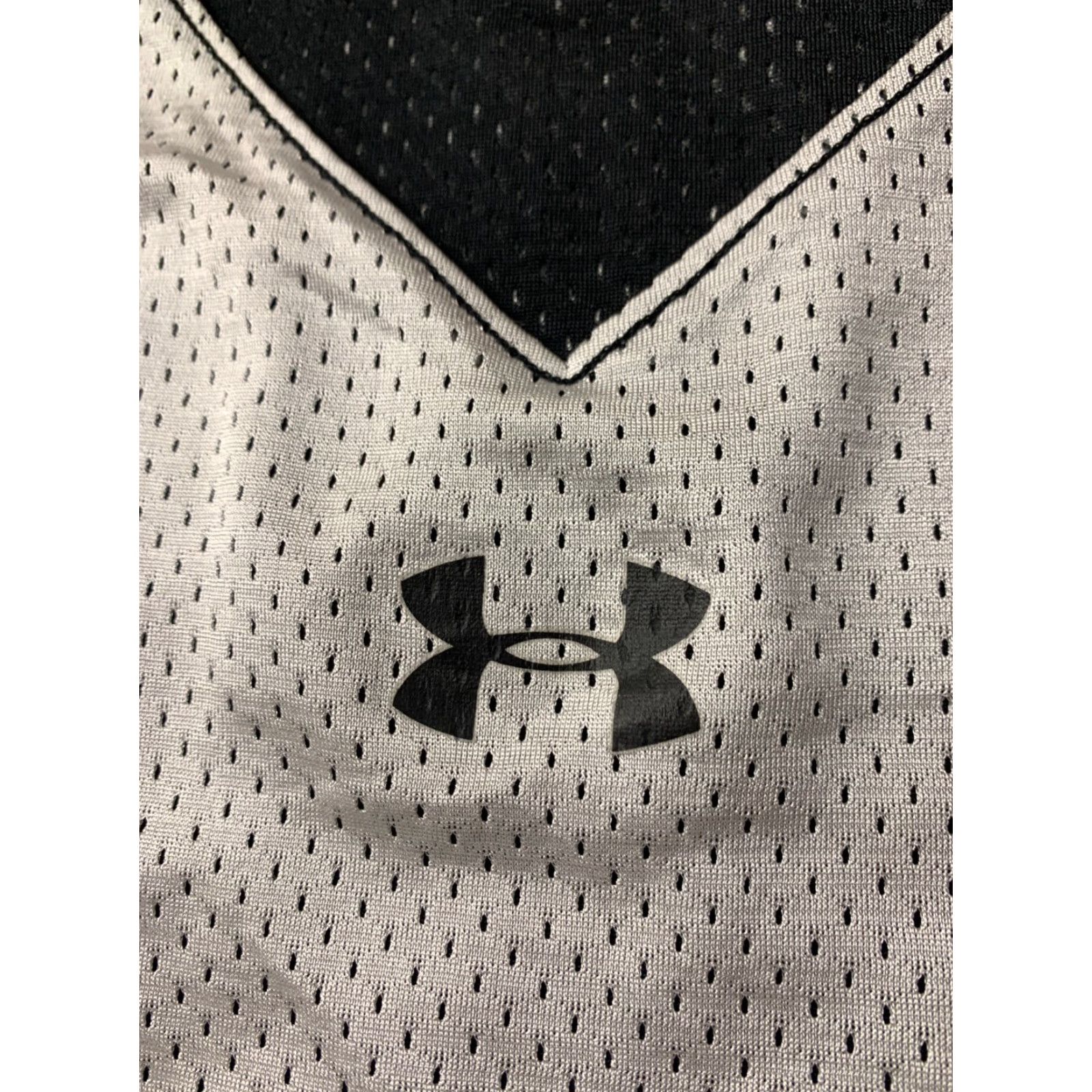 Under Armour UNDER ARMOUR Men Vest Shirt Double-Sided Training Base Layer 2017 XXXL White and Black CrossFit Short Sleeve 100% Polyester Size US XXL / EU 58 / 5 - 4 Thumbnail