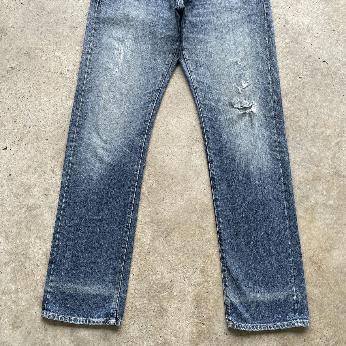 Japanese Brand Vintage Japanese Distressed Jeans Denim Faded Pants W32 Size US 32 / EU 48 - 4 Thumbnail
