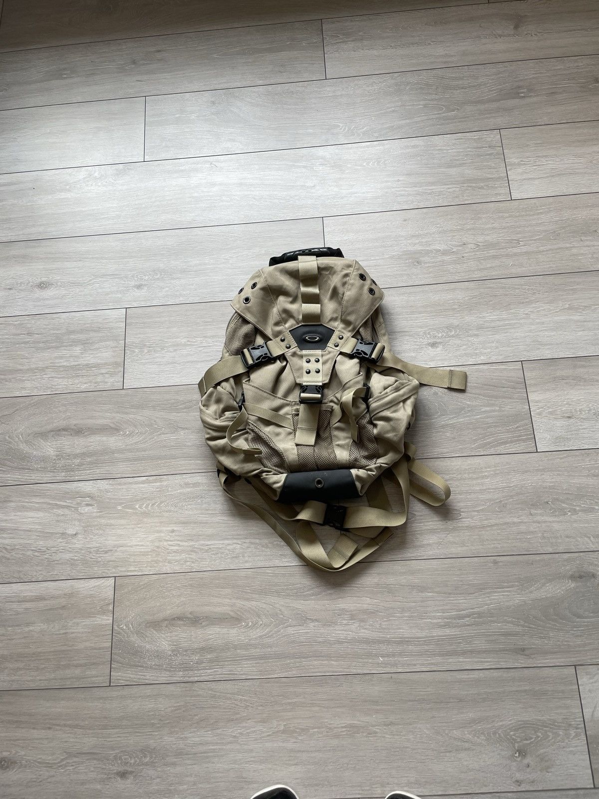 image of Biege Oakley Software Icon Backpack in Brown, Men's