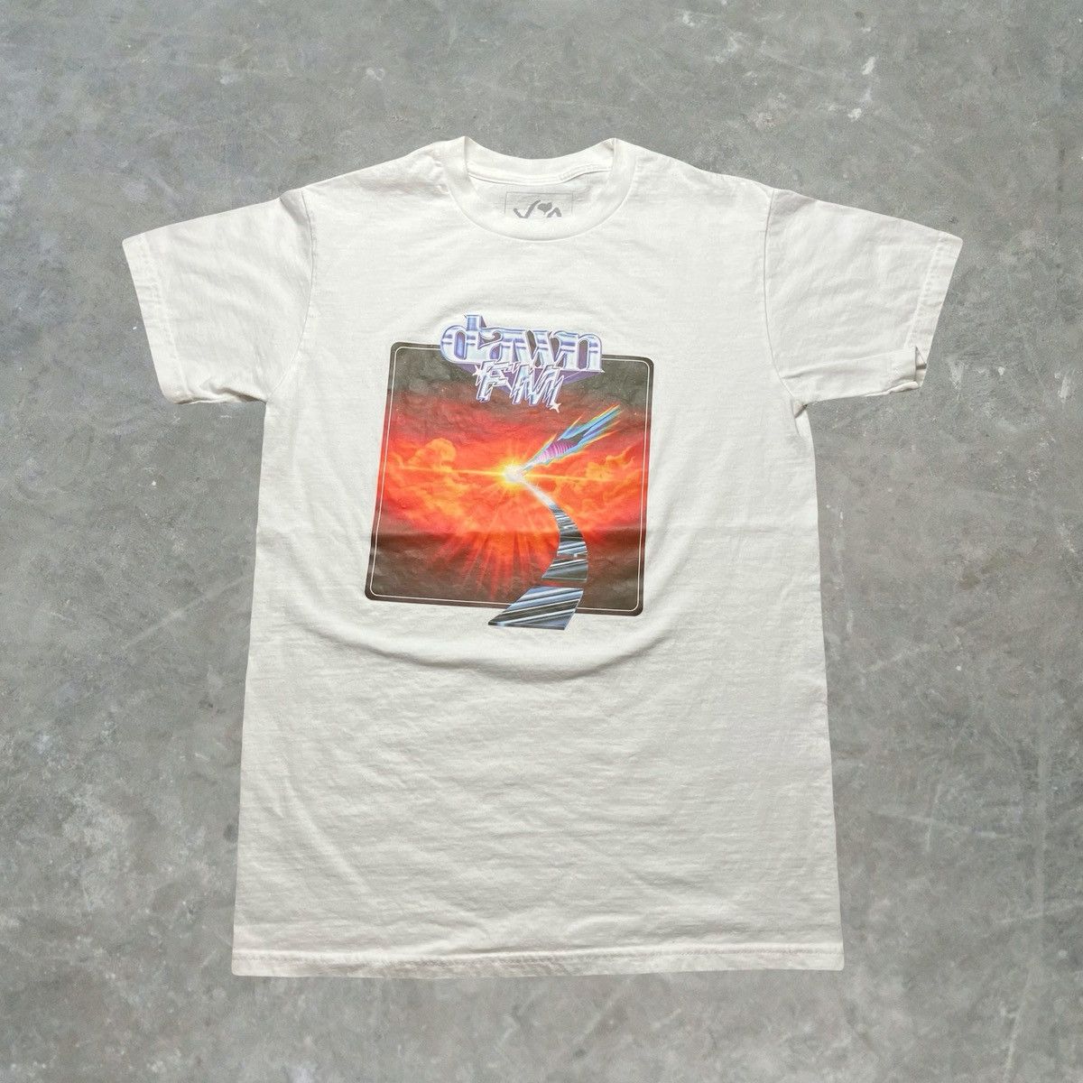 XO The Weeknd Dawn FM XO Graphic T Shirt Mens Size Small White Size US S / EU 44-46 / 1 - 1 Thumbnail