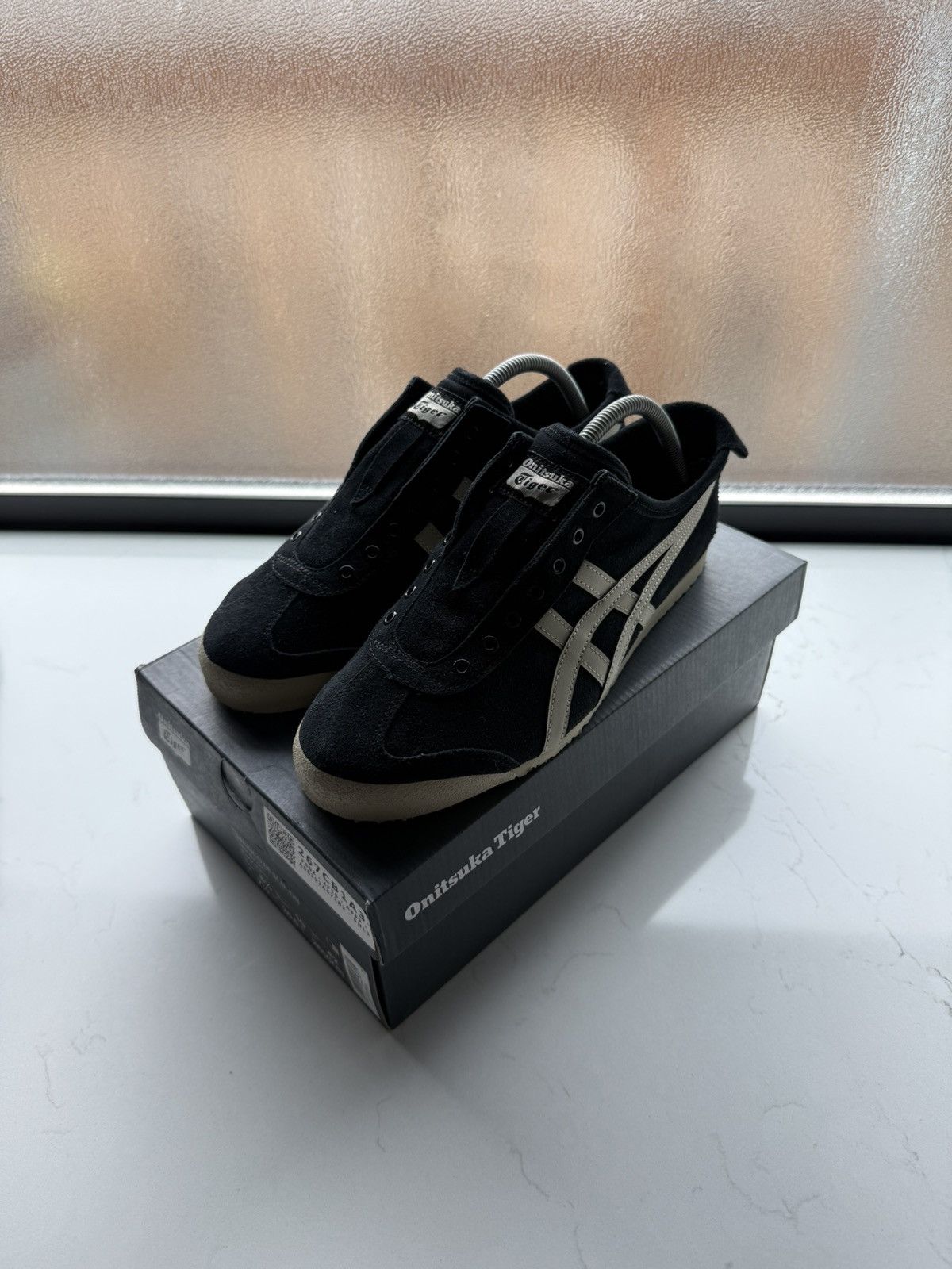 Onitsuka Tiger Onitsuka tigers Size US 8.5 / EU 41-42 - 1 Thumbnail